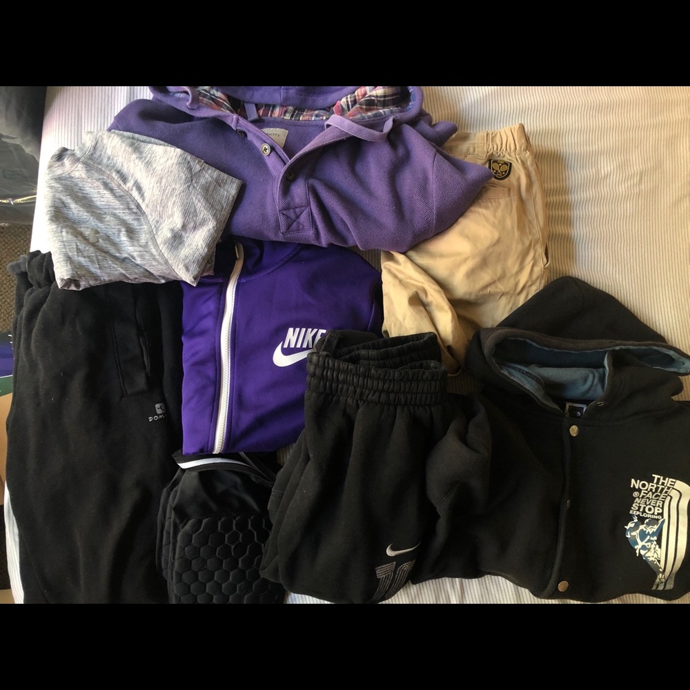 8 items men small bundles for only 20$